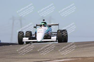 media/Oct-26-2025-CalClub SCCA (Sun) [[8ce1e69566]]/Group 3/Grapevine/